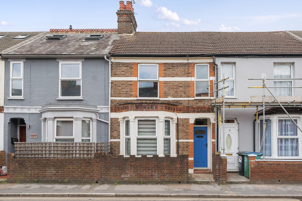 Cassio Road, Watford WD18 0QF