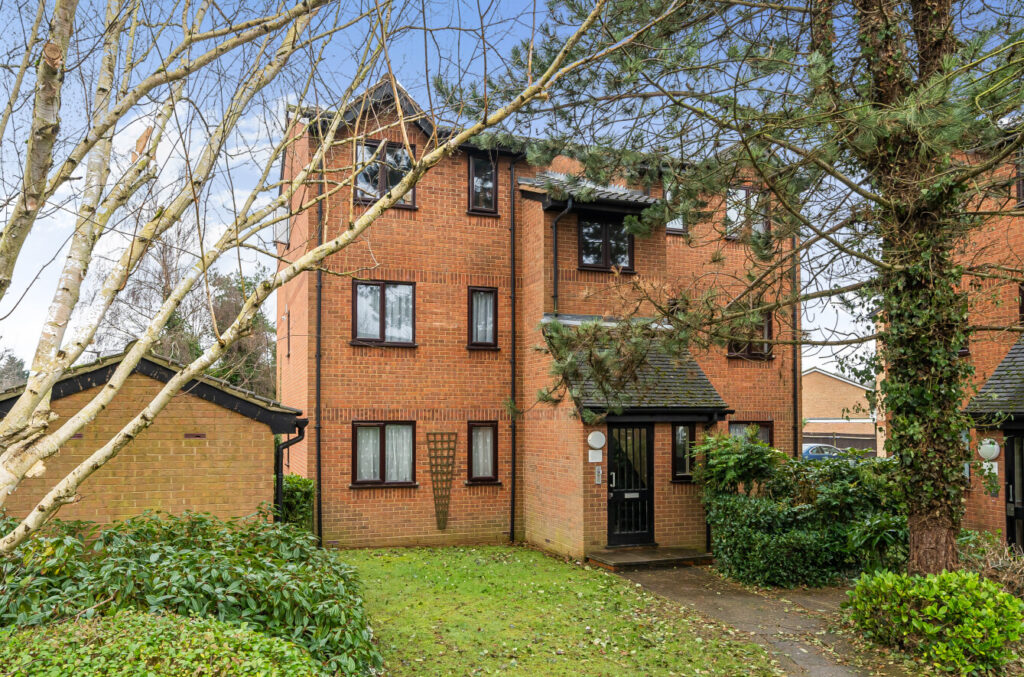 Courtlands Close, Watford WD24 5GT