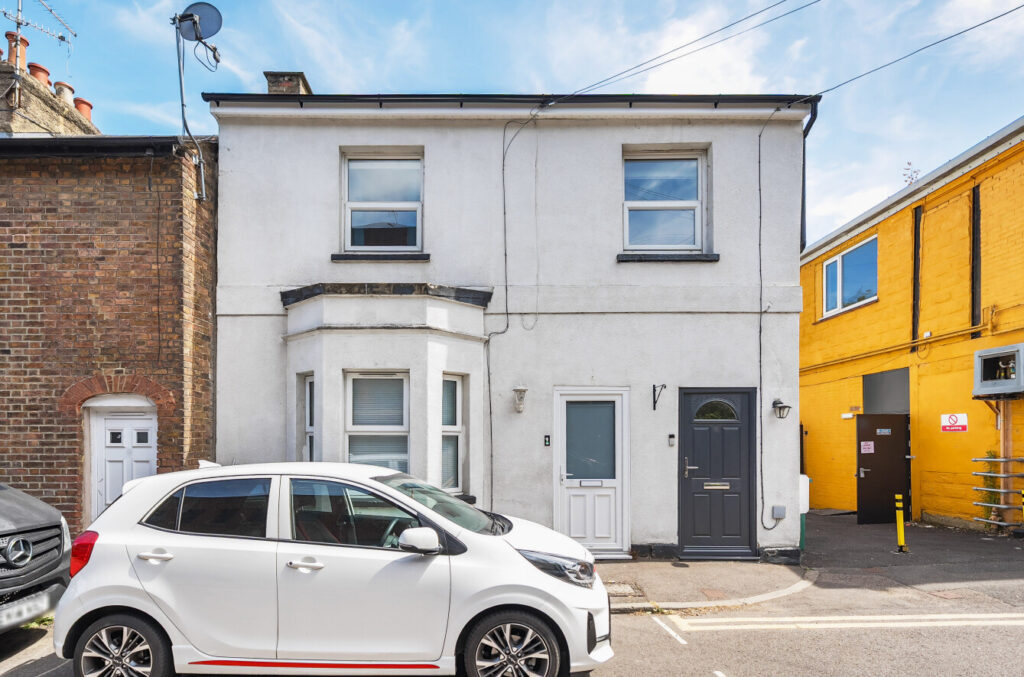 Local Board Road, Watford WD17 2JP