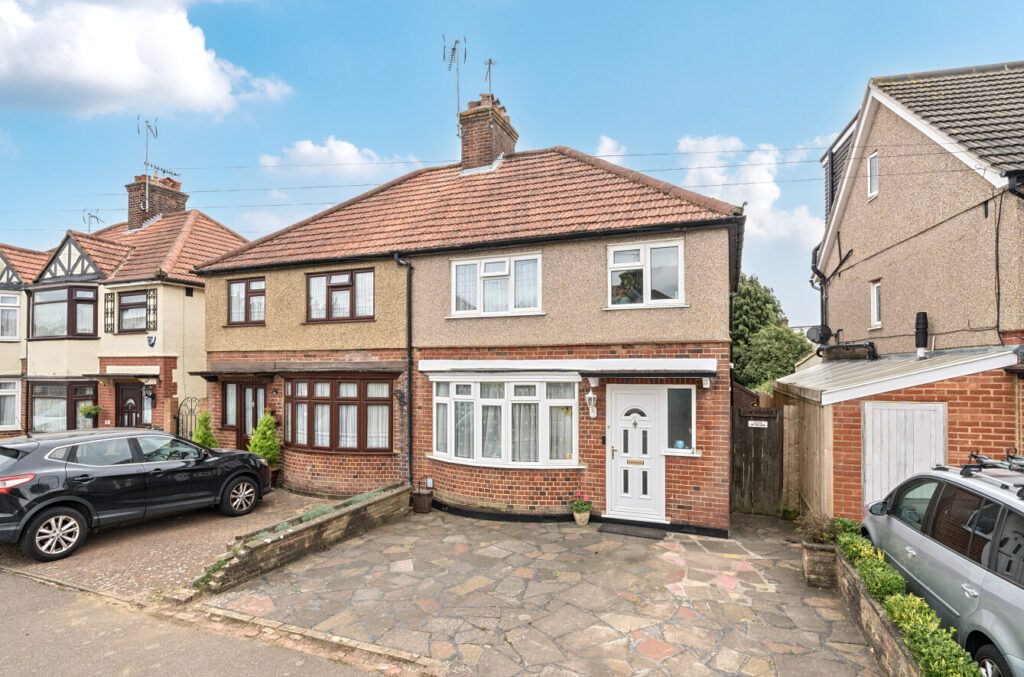 Maytree Crescent, Watford WD24 5NJ