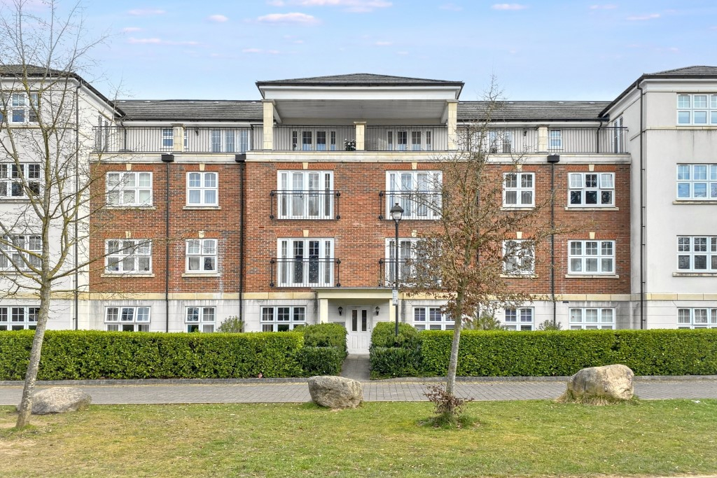 Stewart Court,  Colnhurst Road, Watford WD17 4BW