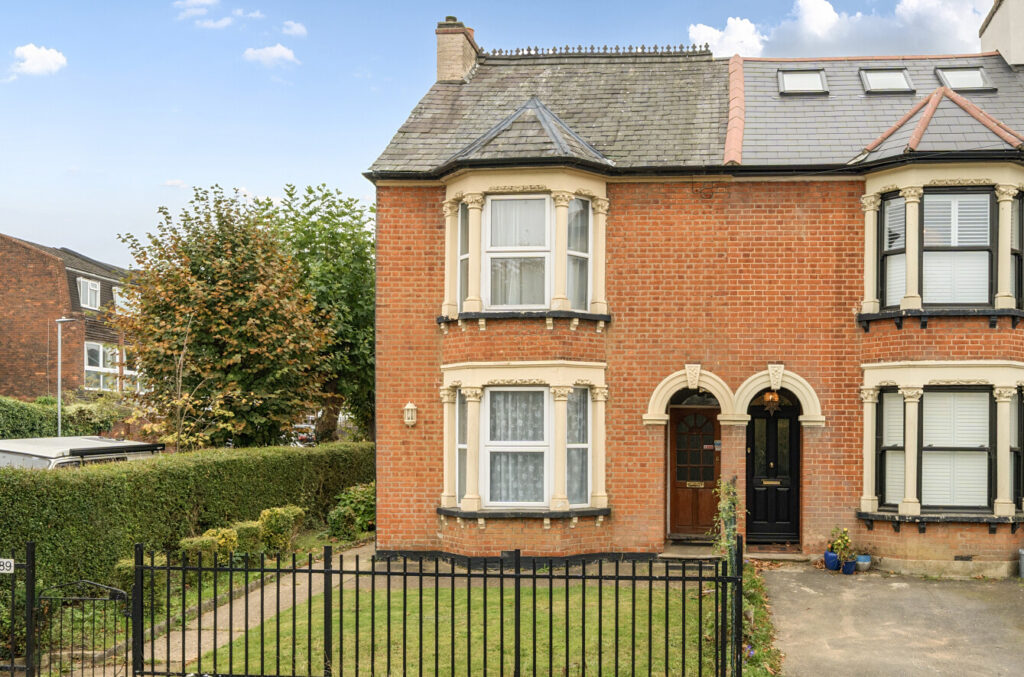 Bushey Grove Road, Bushey WD23 2GJ