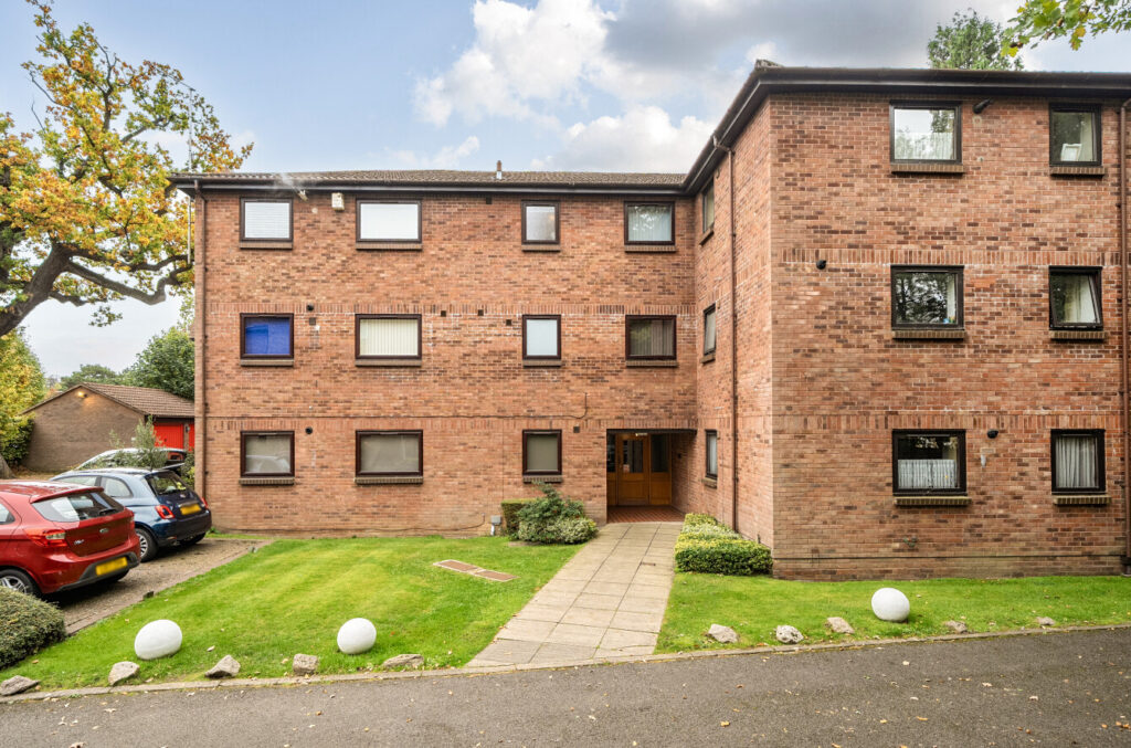 Roseberry Court, Nascot Wood WD17 4PQ