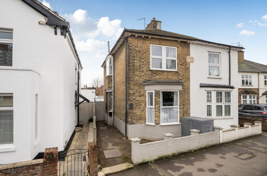 Park Road, Nascot Wood, Watford WD17 4QP