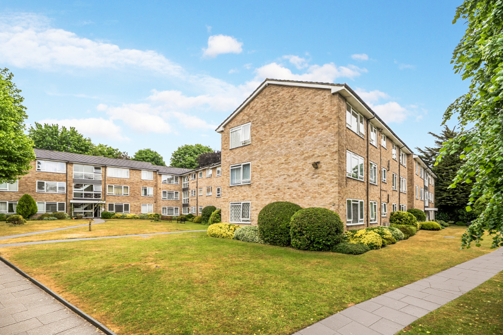 Elizabeth Court,  Hempstead Road, Watford WD17 4LR