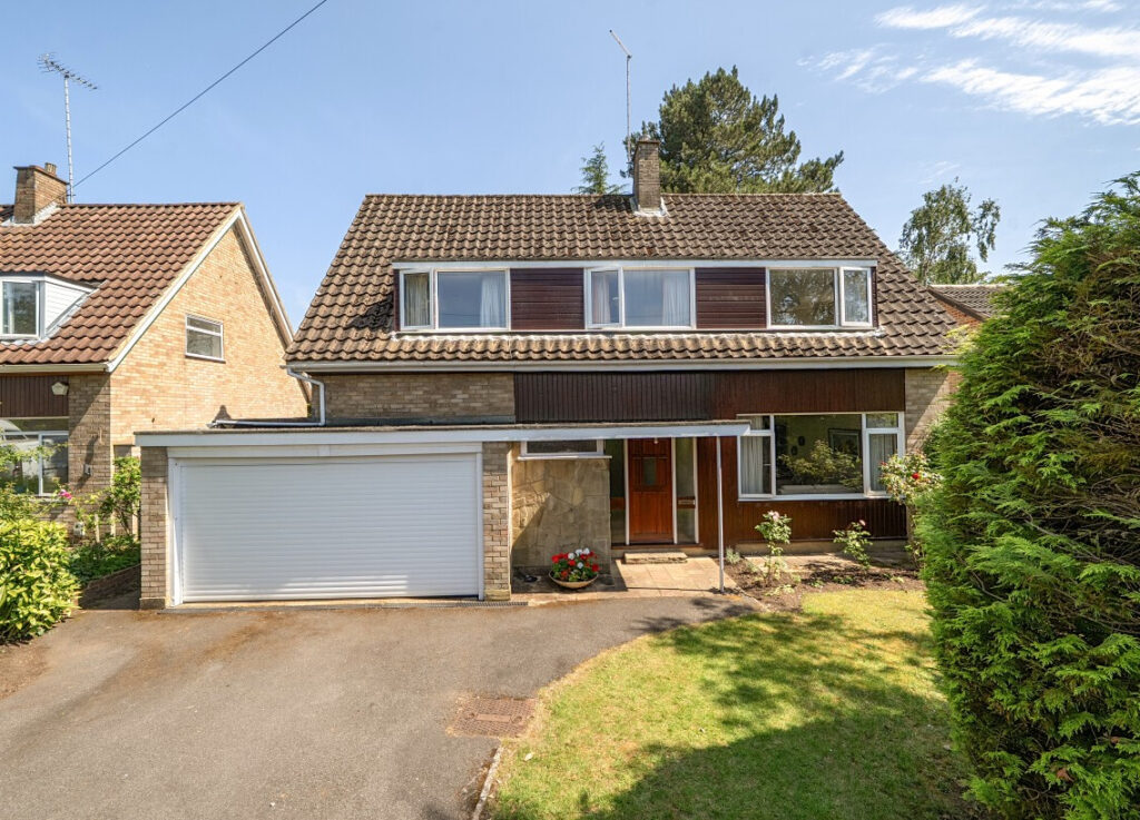 Bay Tree Walk, Nascot Wood, Watford WD17 4YX