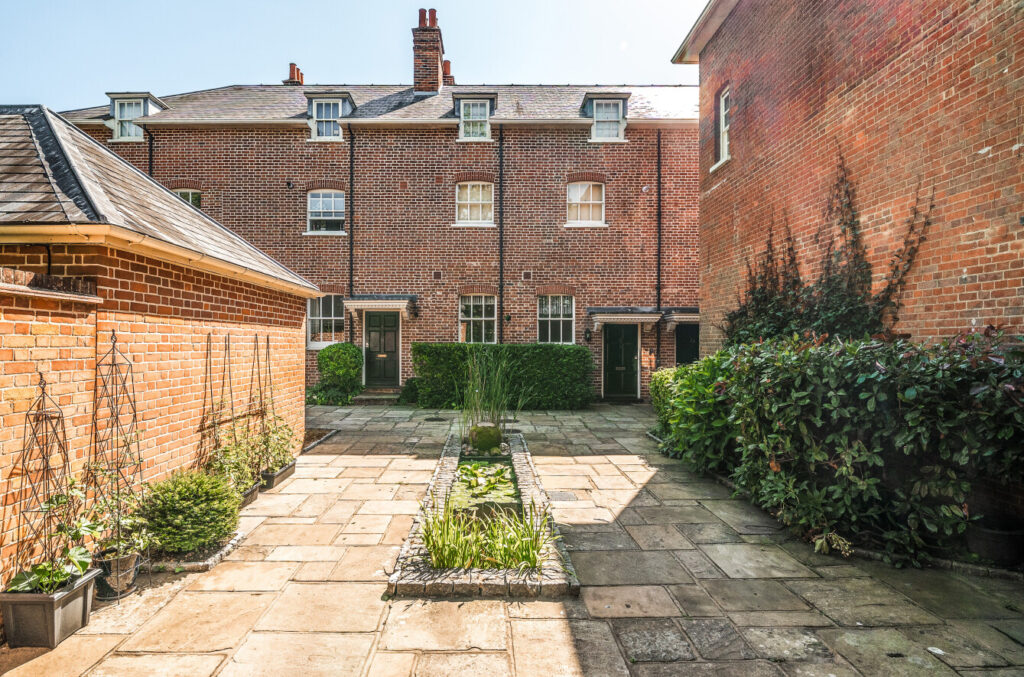 Russells House, Greenbank Road, Watford WD17 4RJ