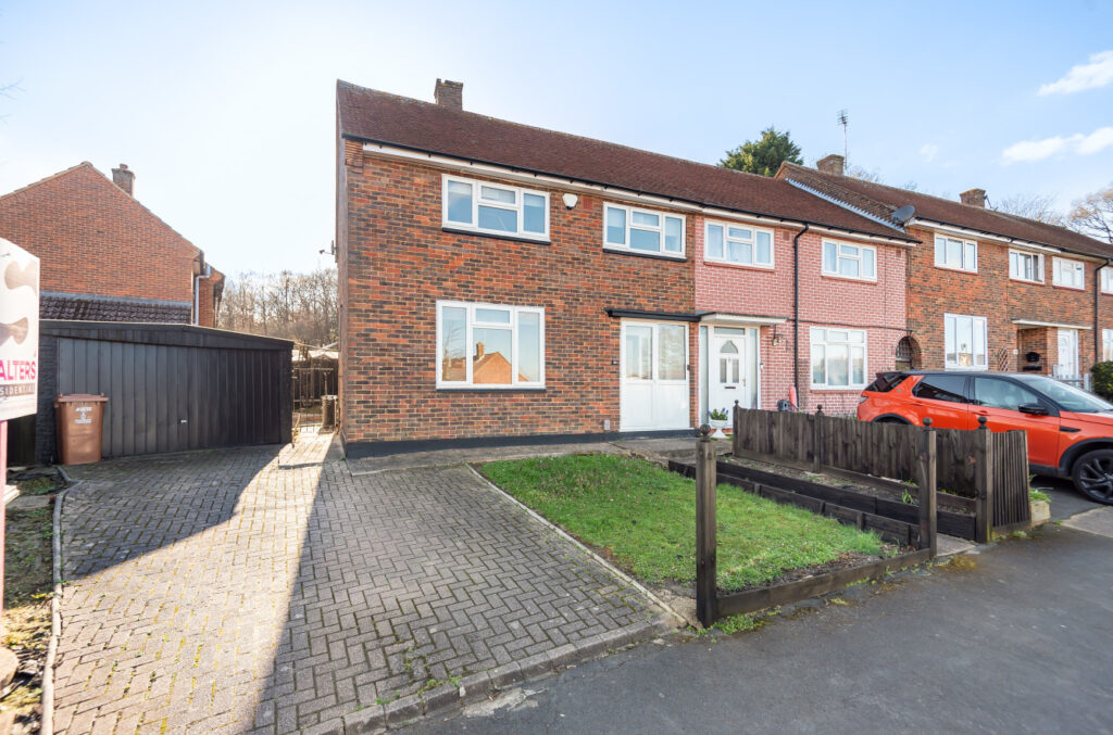 Prestwick Road, Watford WD19 6UL