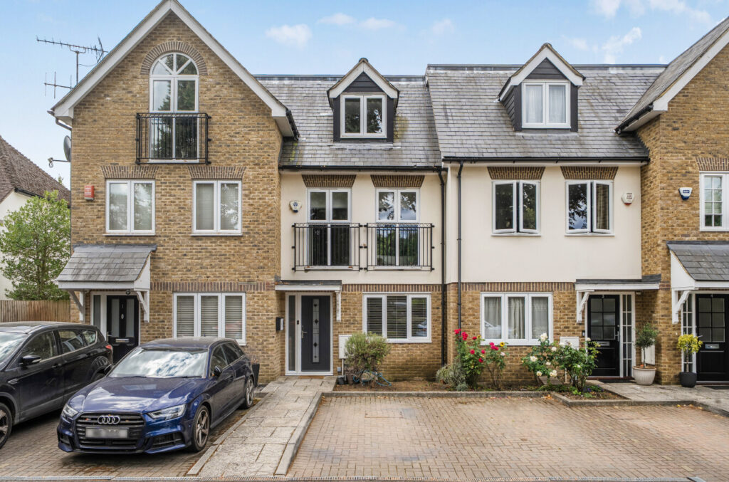 Shillington Grove, Nascot Wood, Watford WD17 4PB