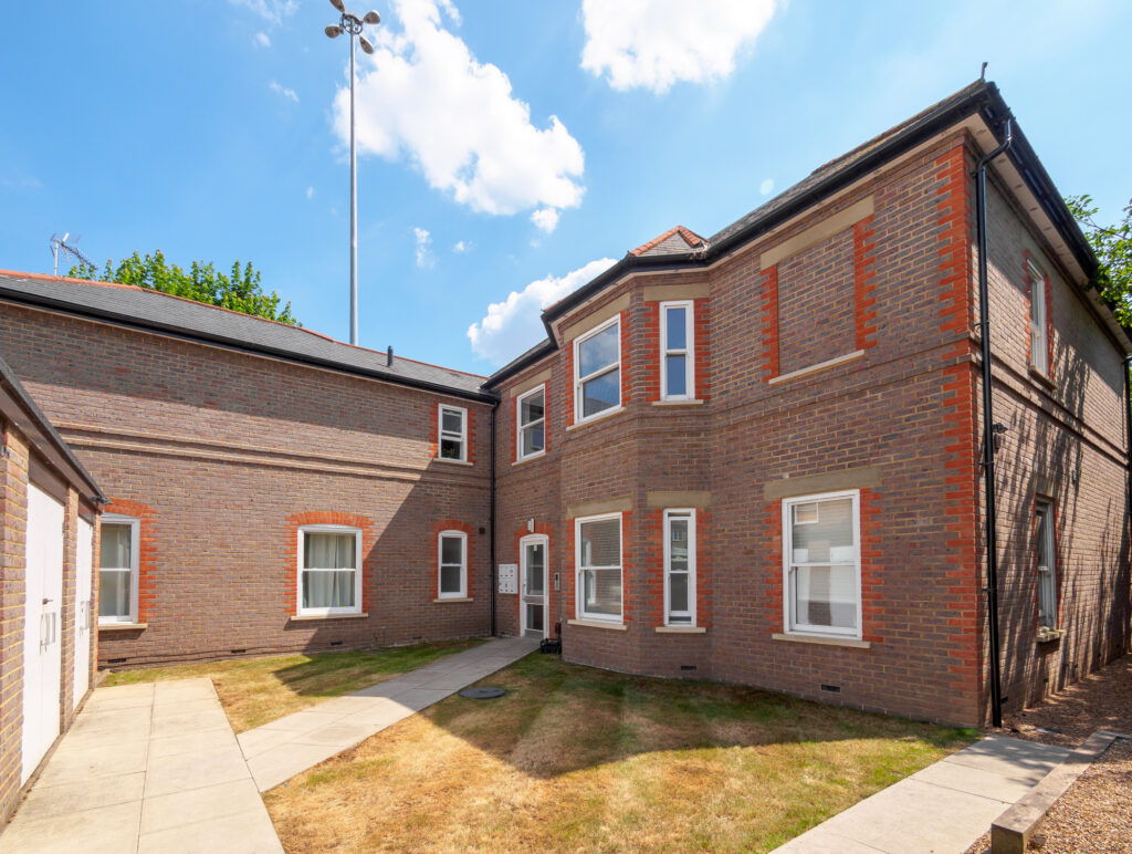 Essex Road, Nascot Wood, Watford  WD17 4EP
